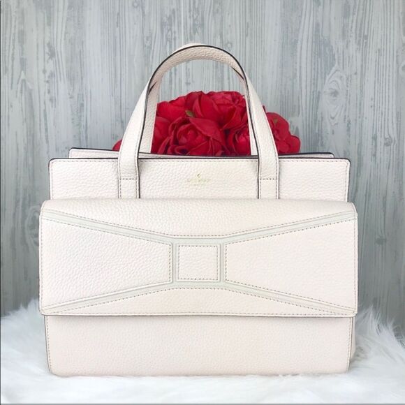 ♥️ kate spade cream bow leather satchel ♥️ - Picture 1 of 7